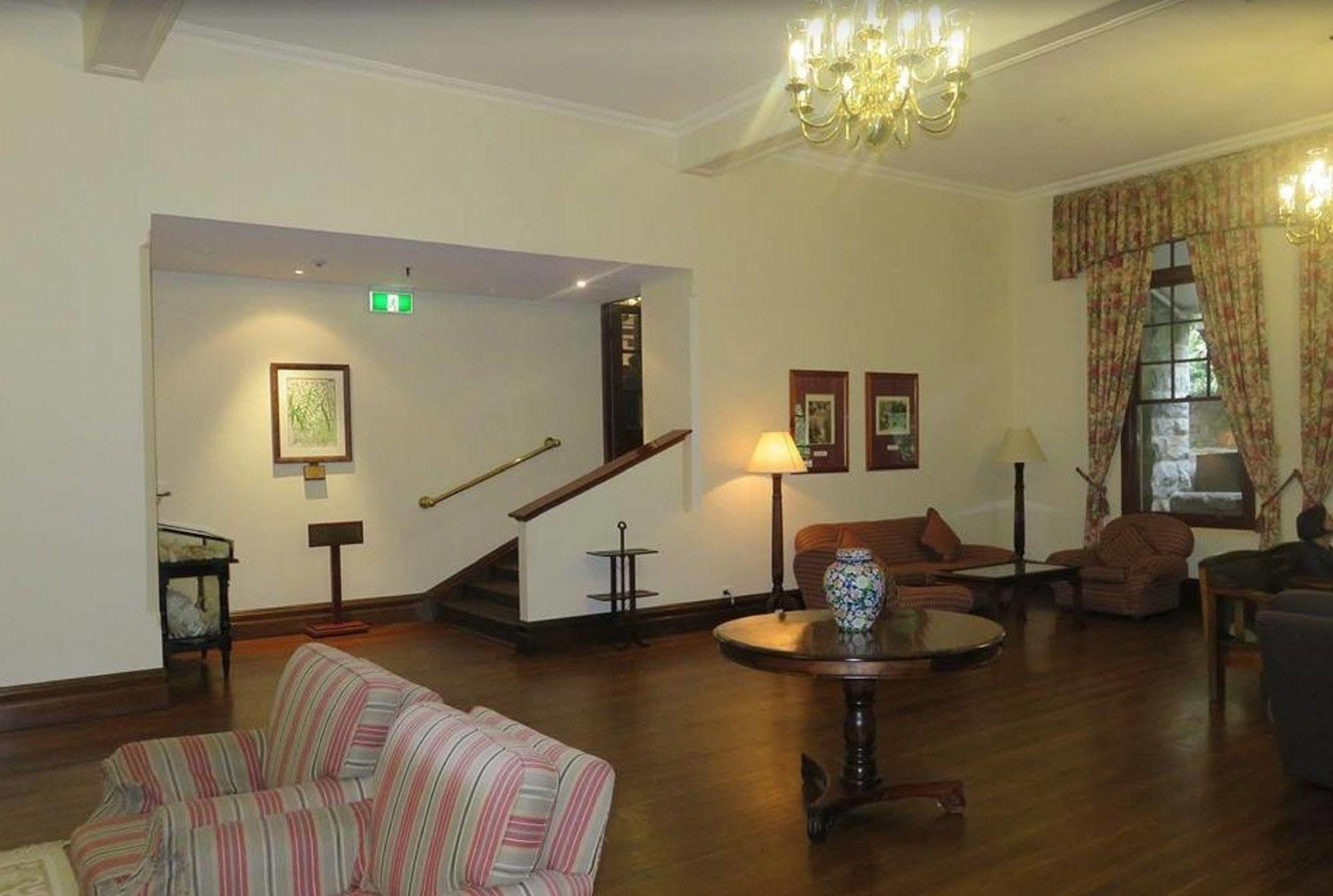 Hotel Jenolan Caves House Extérieur photo